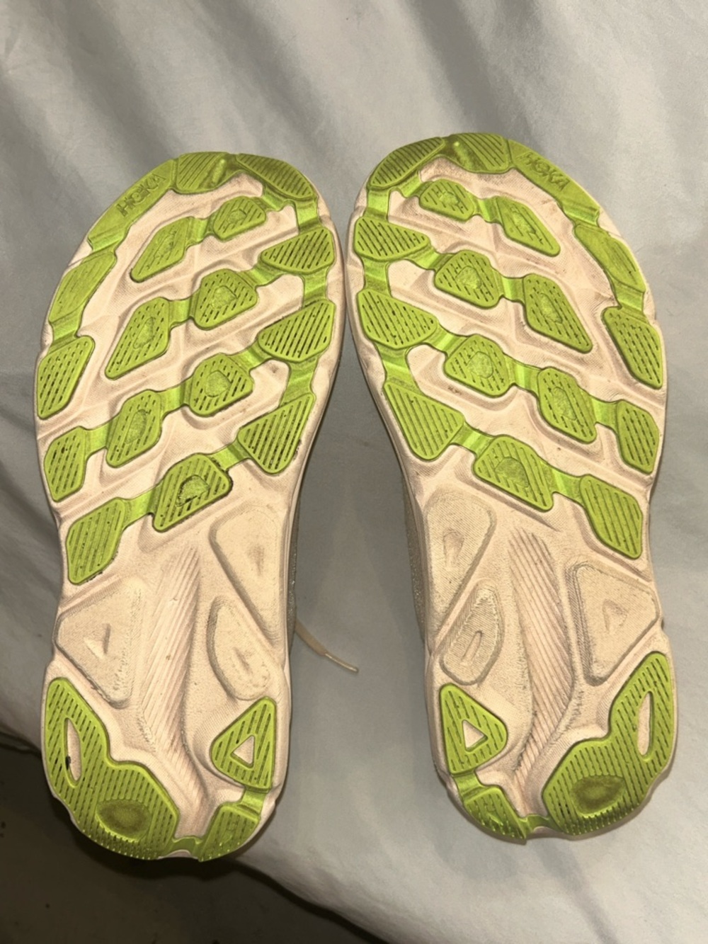 Hoka OneOne Clifton 9 Running Shoe - Picture 7 of 8